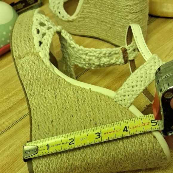 Lucky Brand, Cream Wedges with Elegant Crochet Design & Sexy,Ankle Straps ❤️ - Picture 5 of 12